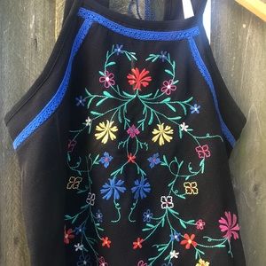 Beautiful Embroidered Floral Design Halter Top 💐